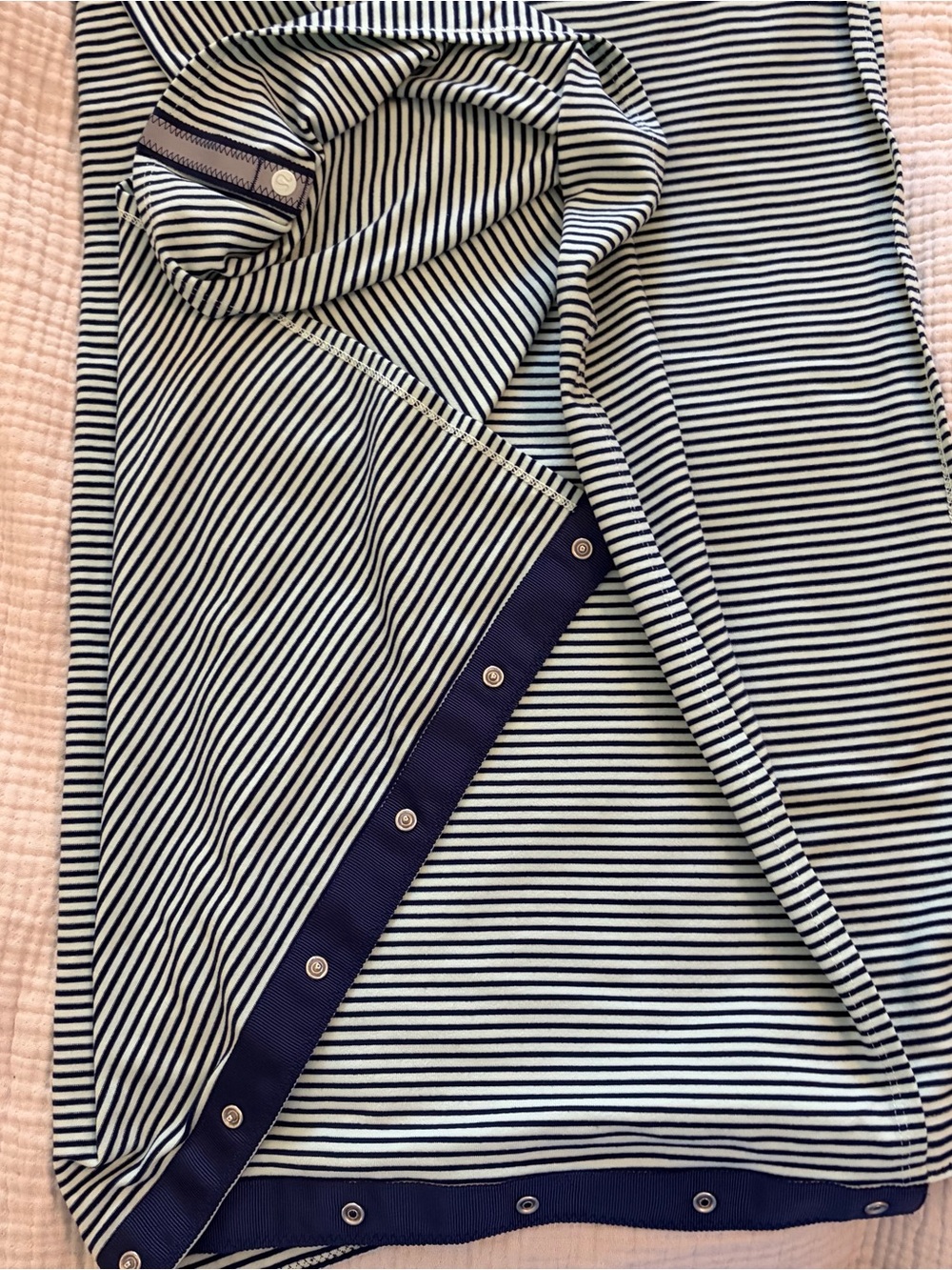 Lululemon Striped Navy & Mint Green Vinyasa Scarf - NWOT